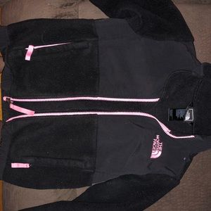 Size 6 girl’s North Face Jacket